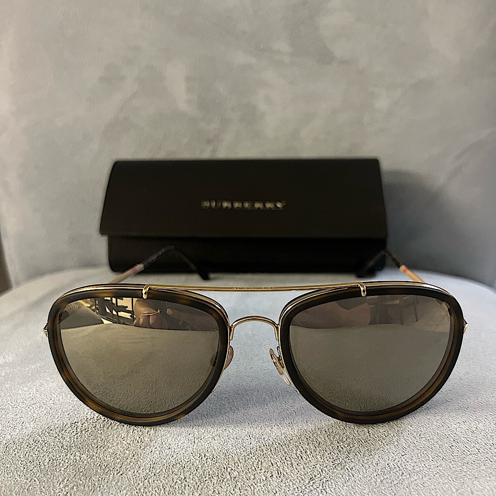 Burberry Aviators